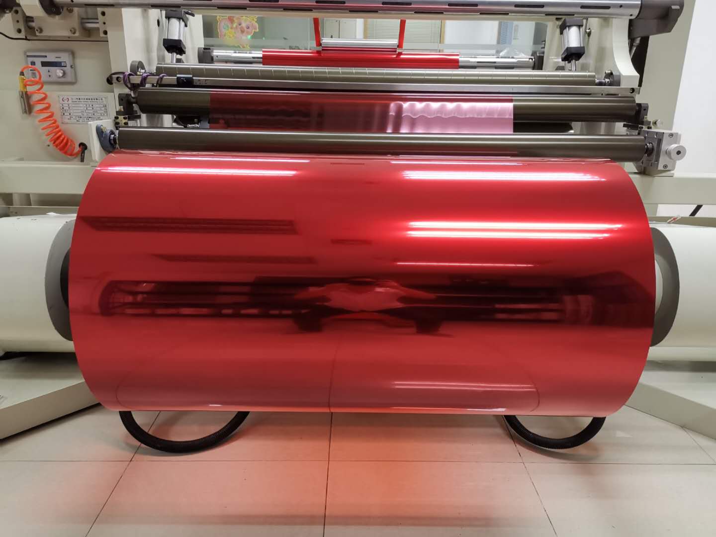 如何區分離型紙、離型膜、淋膜紙？